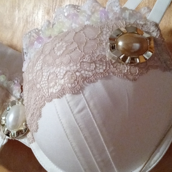 Jessica 34c bra with jewels and sequence - Picture 5 of 14